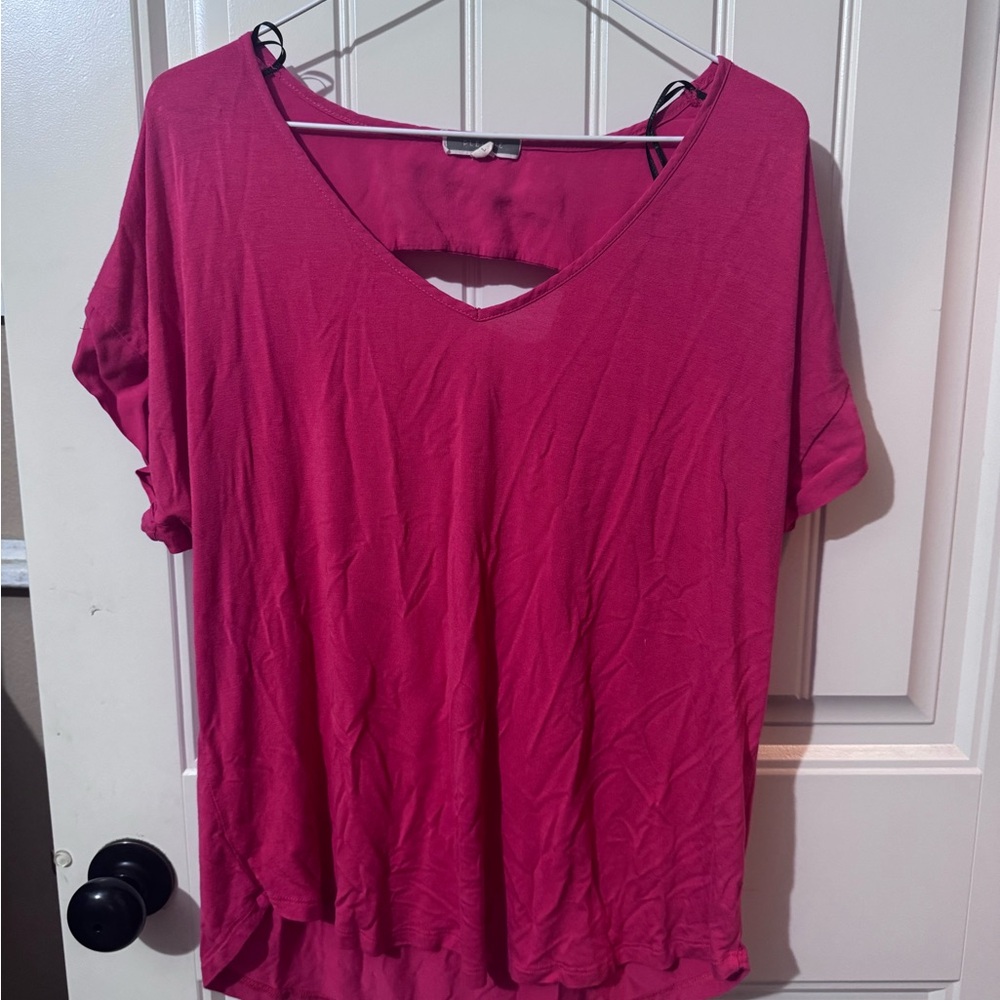 Pleione Fuchsia Short Sleeve V-Neck Top